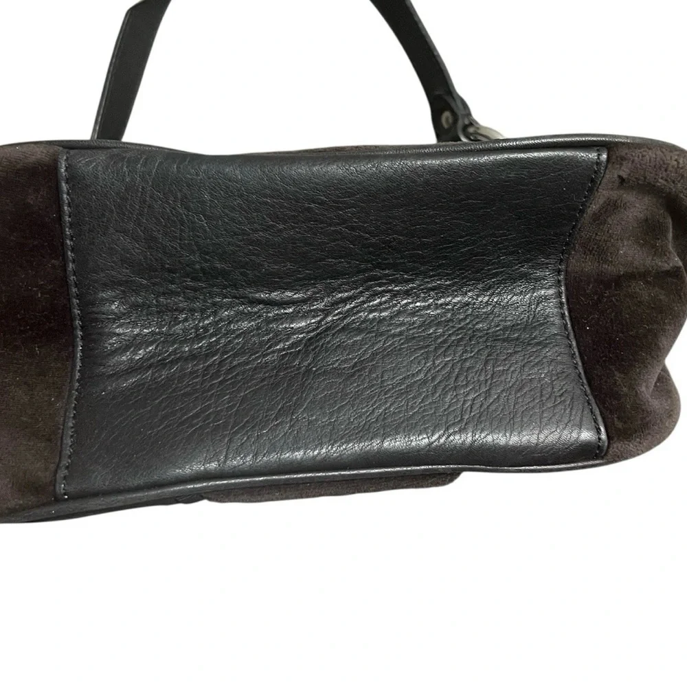 VTG Juicy Couture ‘I Need More Juicy’ Handbag Y2K Brown Velour Leather Trim - Picture 5 of 11